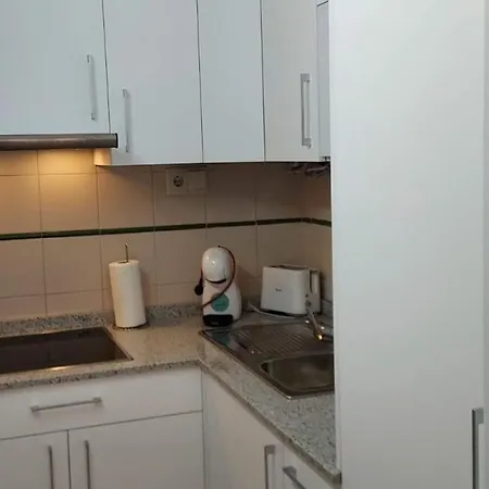 Viena Vi Apartment *